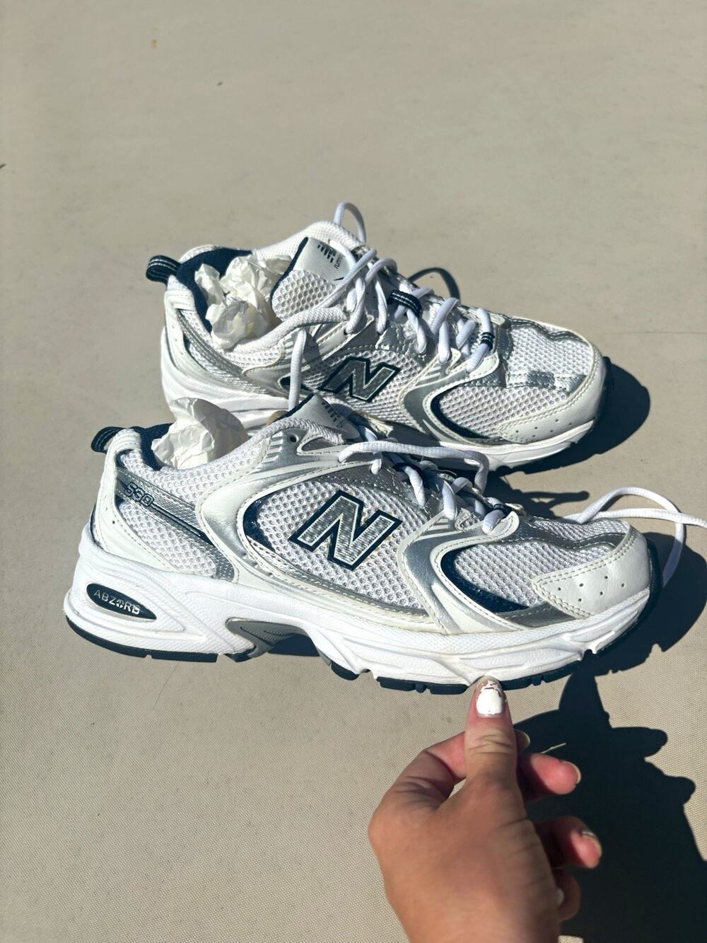 New Balance 530 Mesh Sneakers White/Navy Women’s Size 8